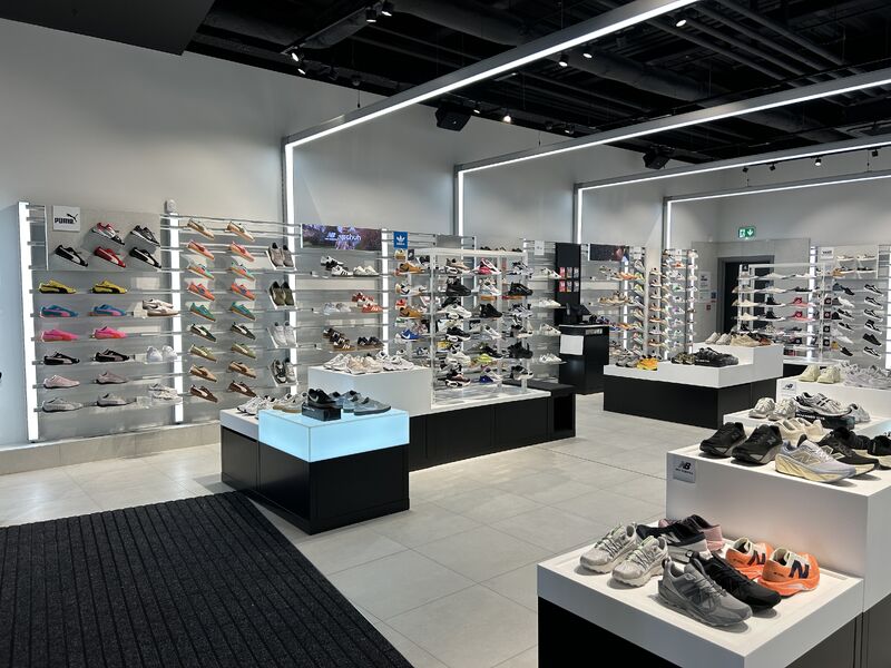 5 Best Shoe Shops in Edinburgh - Discover footwear for different daily occasions
