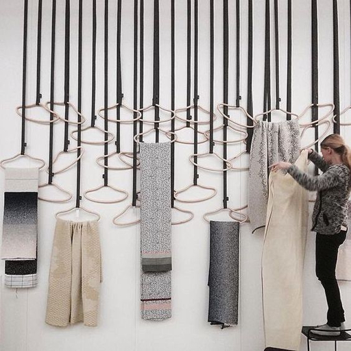 5 Best Scarf Shops in Edinburgh - Discover versatile layers for seasonal outfits